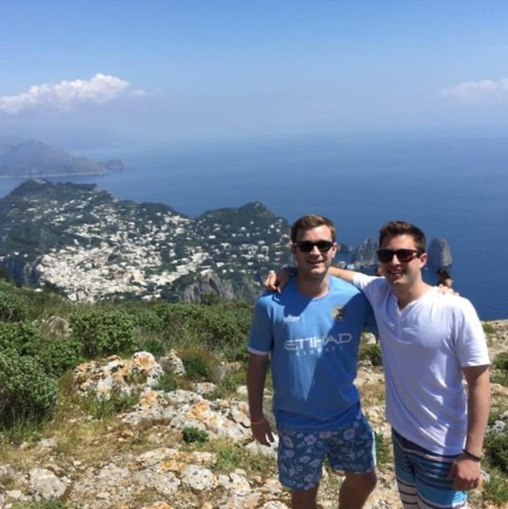 Meet your Posher, Chris